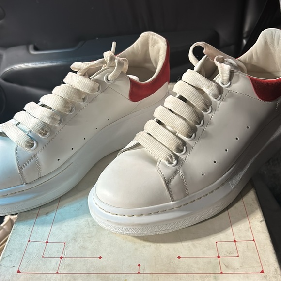 Hi end shoes ,worn once to indoor event